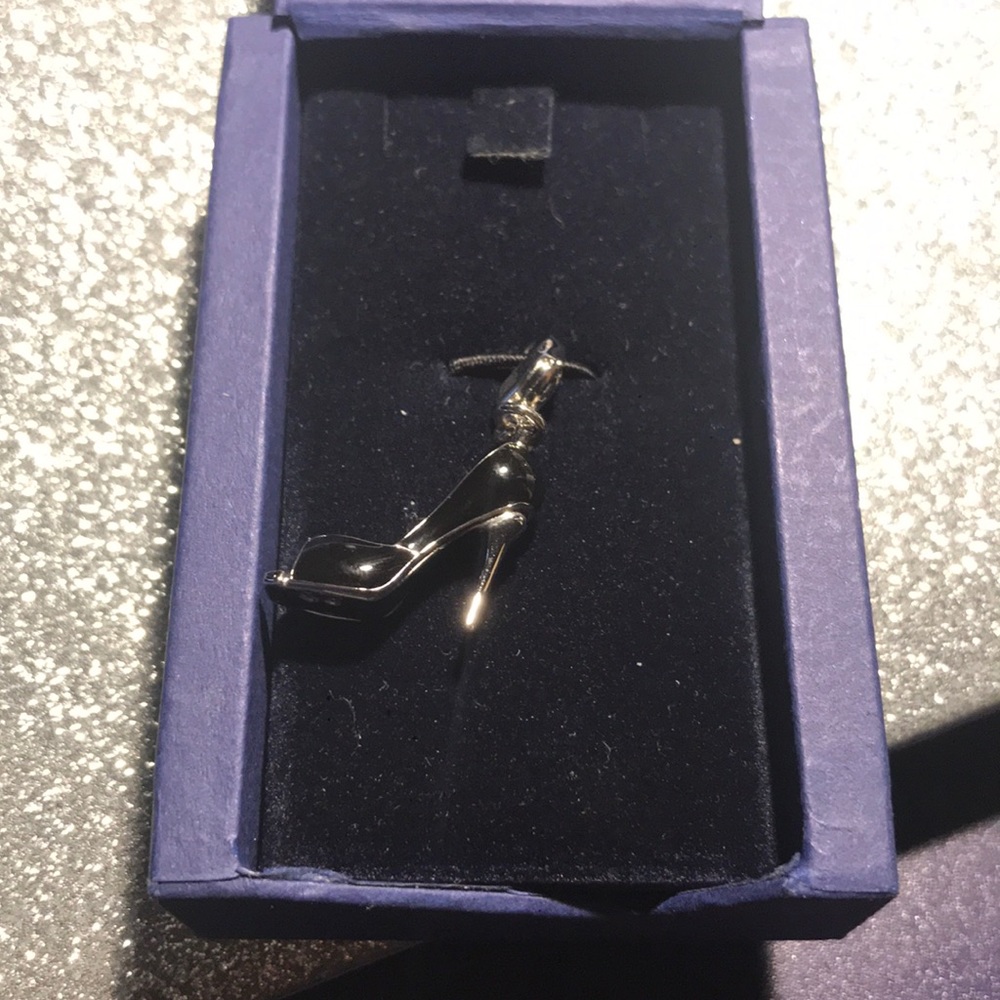 Swarovski high heel charm